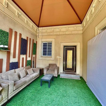شاليهات باردايس Paradise Chalets Khamis Mushait Exterior foto