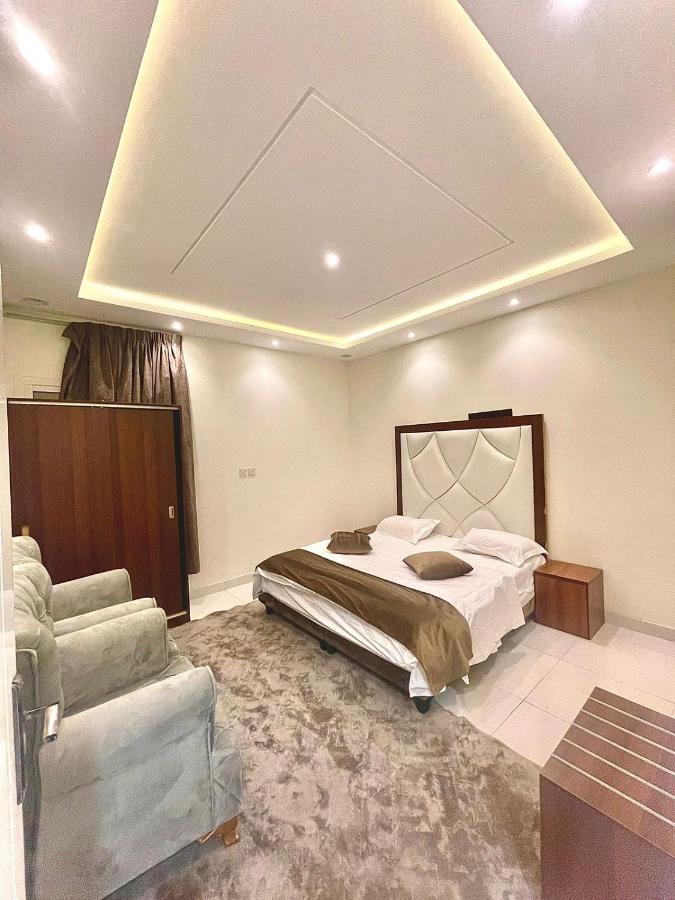 شاليهات باردايس Paradise Chalets Khamis Mushait Exterior foto